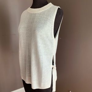 Lucky Brand 🍀Side Tie Sleeveless Top